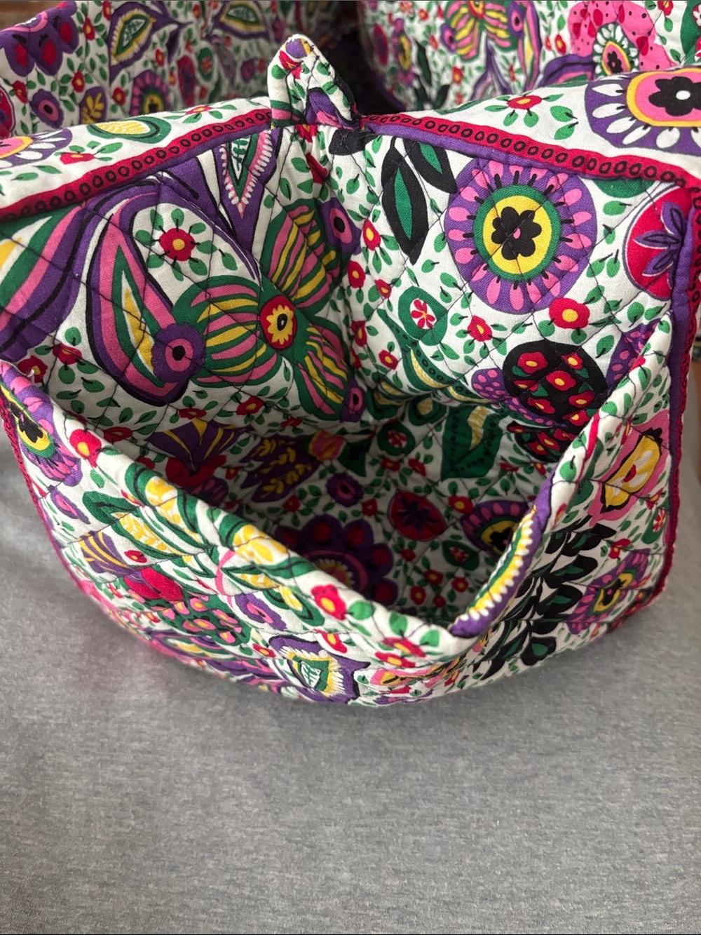 EUC Vera Bradley Viva La Vera Multicolor Floral XL Duffel Bag - Picture 5 of 5
